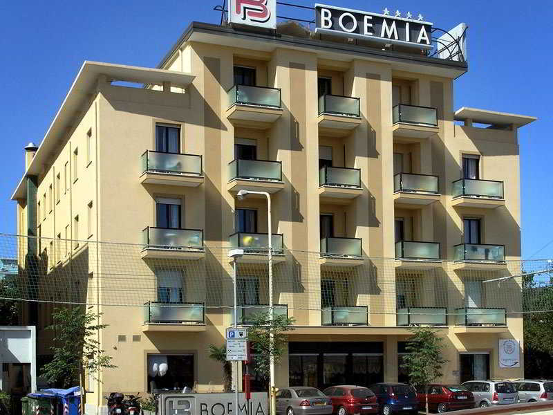 Hotel Boemia 리치오네 외부 사진